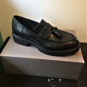 Vagabond Kenova Leather Loafers (with tassels)